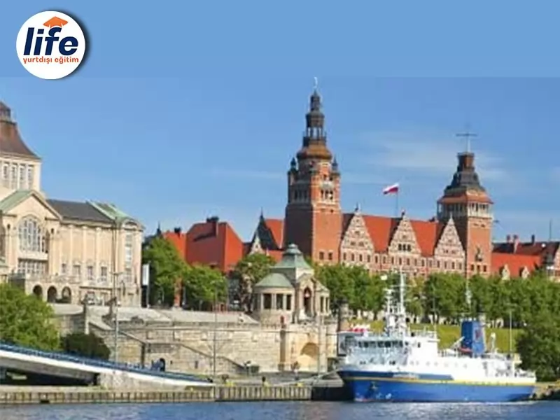 SZCZECIN DENİZCİLİK ÜNİVERSİTESİ