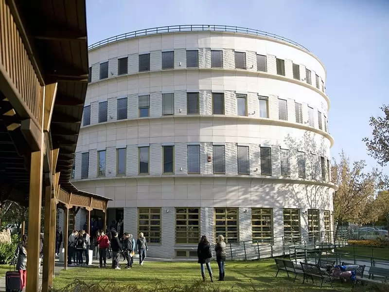 BUDAPEST METROPOLİTAN ÜNİVERSİTESİ