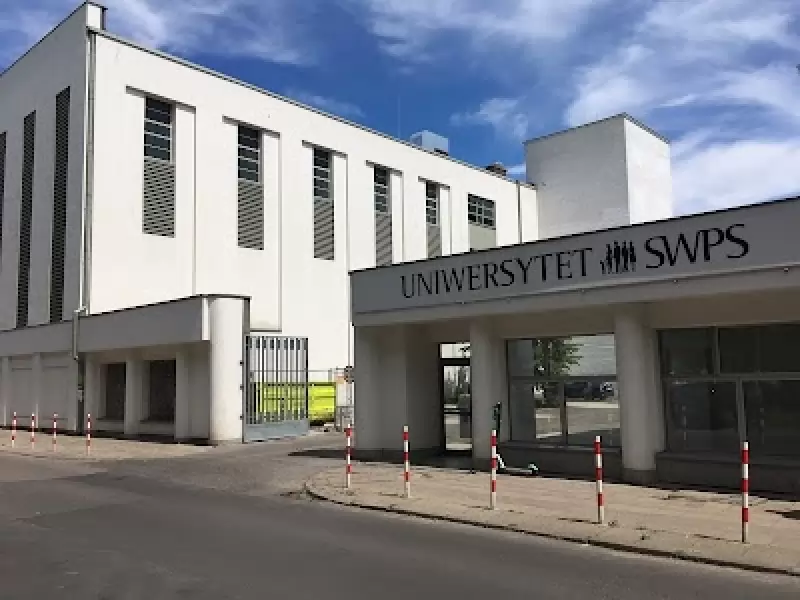 VARŞOVA SOSYAL BİLİMLER VE PSİKOLOJİ ÜNİVERSİTESİ (SWPS)